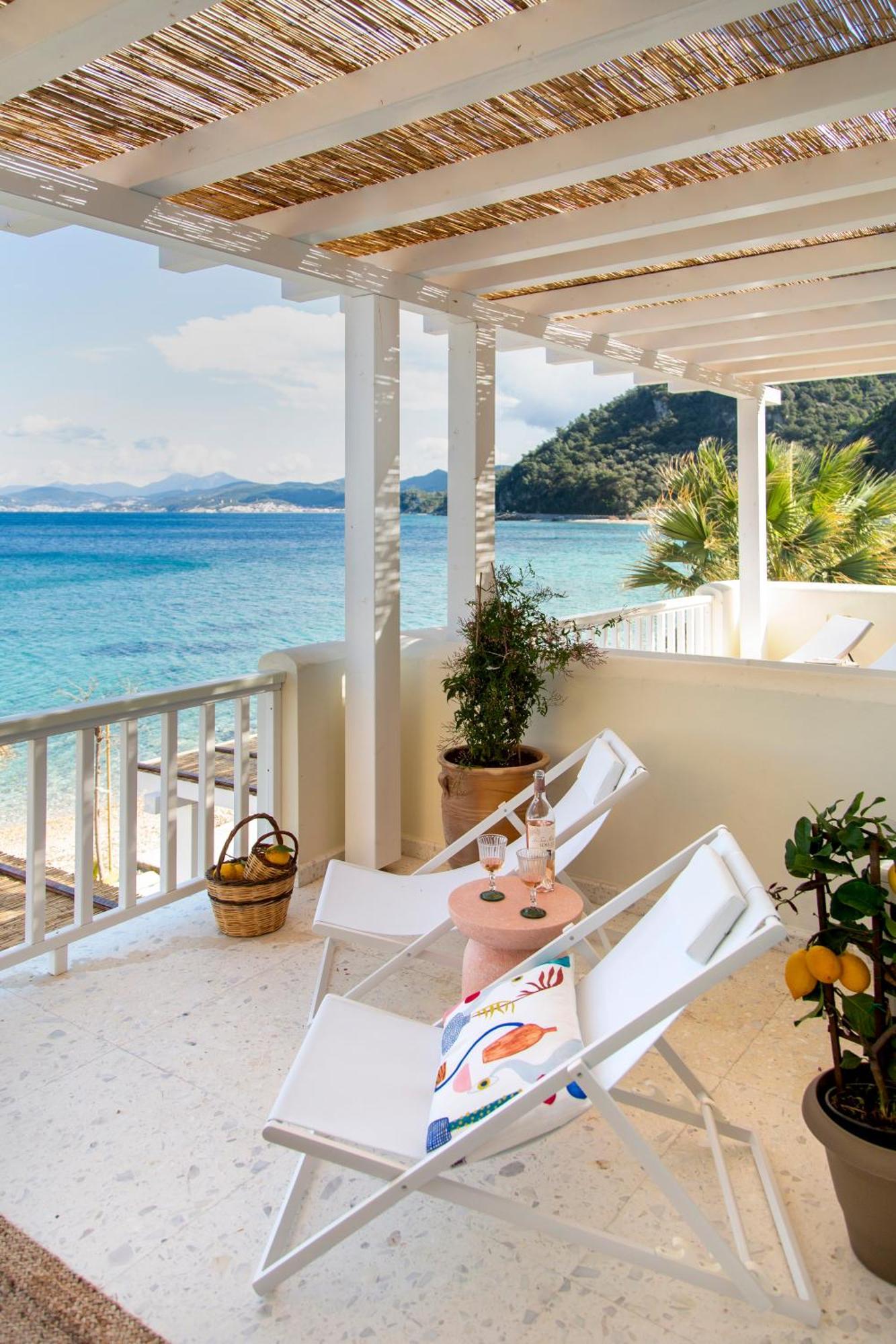 Aegean Stories Pelagos Suites Авлакия Экстерьер фото